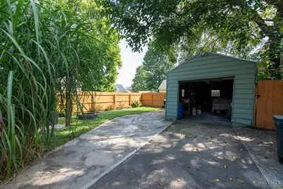 8104 Lake Avenue, Deer Park, OH 45236 - Photo 16