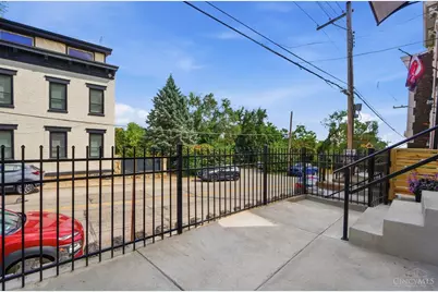 1707 Highland Avenue, Cincinnati, OH 45202 - Photo 2