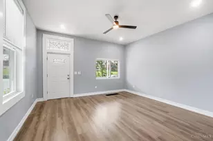 3728 Applegate Ave, Cheviot, OH 45211 - Photo 4