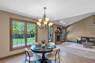 382 Sunset Dr, Carlisle, OH 45005 - Photo 16