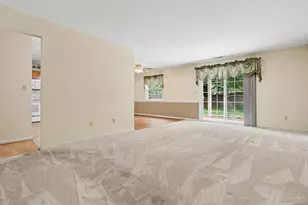 8812 Carrousel Park Cir, Colerain Township, OH 45251 - Photo 4