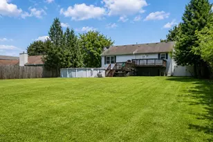 704 W Aberdeen Dr, Trenton, OH 45067 - Photo 2