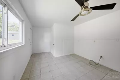 4637 Vanguard Avenue, Jefferson Twp, OH 45417 - Photo 6