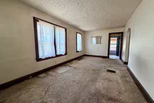 3815 Carlton Ave, Fairfax, OH 45227 - Photo 4
