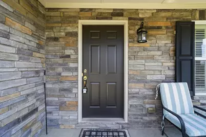 7412 Hunters Creek Lane, Colerain Township, OH 45247 - Photo 6