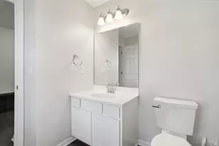 7412 Hunters Creek Ln, Colerain Township, OH 45247 - Photo 20