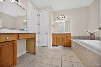 9617 Stonemasters Drive, Symmes Township, OH 45140 - Photo 18