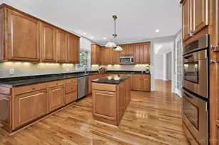 9617 Stonemasters Dr, Symmes Township, OH 45140 - Photo 10