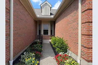 6533 Foxtail Lane, Liberty Township, OH 45044 - Photo 2