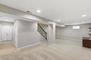 5225 Lower Lake Dr, Union Township, OH 45150 - Photo 16