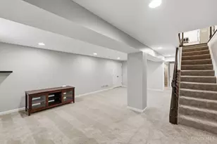 5225 Lower Lake Dr, Union Township, OH 45150 - Photo 18