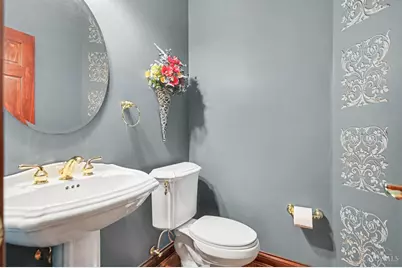 1247 Ridgewood Drive, Miami Township, OH 45140 - Photo 12