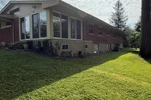 1316 Betty Ln, Miami Township, OH 45150 - Photo 4
