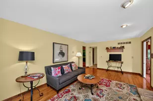 5929 Quailhill Dr, Green Township, OH 45233 - Photo 6