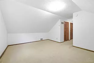 5723 Kinoll Ave, Cincinnati, OH 45213 - Photo 18