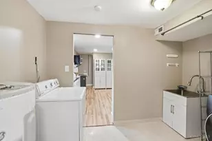 6126 Bardean Dr, West Chester, OH 45069 - Photo 40