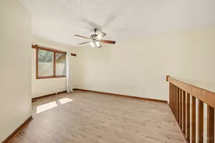 1827 Londonderry Dr, Middletown, OH 45042 - Photo 12