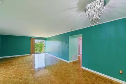 880 Rue De La Paix #A5, Cincinnati, OH 45220 - Photo 8