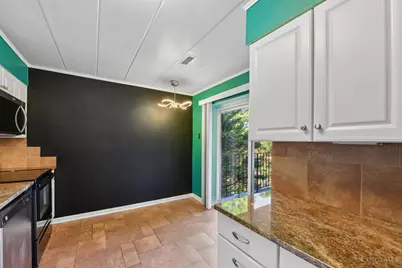 880 Rue De La Paix #A5, Cincinnati, OH 45220 - Photo 14