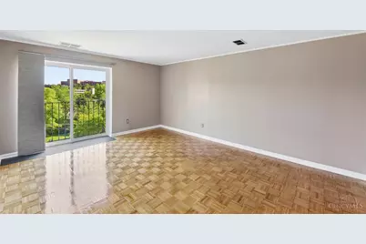 880 Rue De La Paix #A5, Cincinnati, OH 45220 - Photo 22