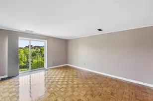 880 Rue De La Paix, Cincinnati, OH 45220 - Photo 22