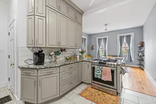 2106 Kemper Ln, Cincinnati, OH 45206 - Photo 32