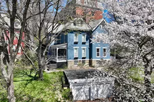 2106 Kemper Ln, Cincinnati, OH 45206 - Photo 1