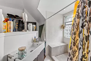 2106 Kemper Ln, Cincinnati, OH 45206 - Photo 24