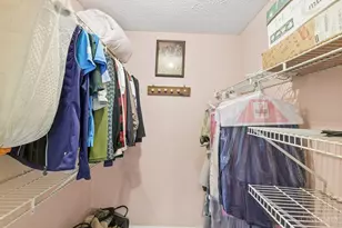 8929 Eagleview Dr, West Chester, OH 45069 - Photo 24