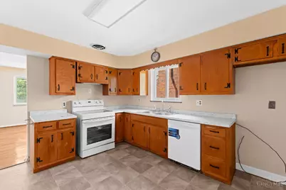 3877 Mantell Avenue, Cincinnati, OH 45236 - Photo 20