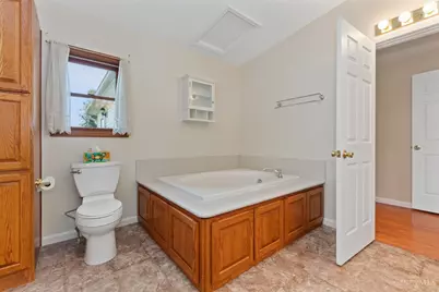9377 Tri County Highway, Eagle Township, OH 45171 - Photo 10