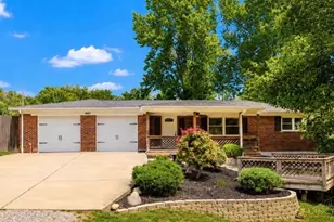 442 Thomas Ln, Union Township, OH 45244 - Photo 4