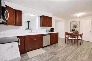 442 Thomas Ln, Union Township, OH 45244 - Photo 16