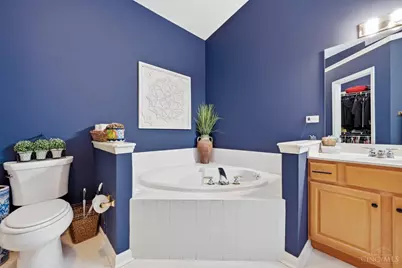 8077 Savannah Court #8077, Cincinnati, OH 45247 - Photo 18