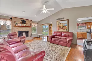 109 Mollie Dr, Hamilton, OH 45013 - Photo 6