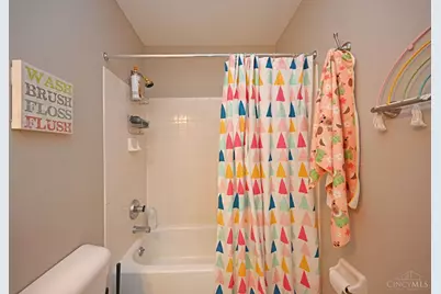 960 Tarragon Lane, Miami Township, OH 45150 - Photo 36