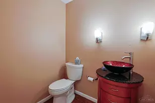 4805 Drake Rd, Cincinnati, OH 45243 - Photo 58