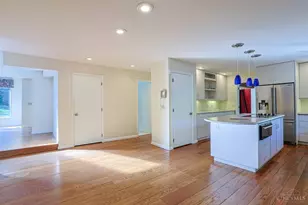 4805 Drake Rd, Cincinnati, OH 45243 - Photo 26