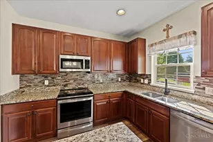 4456 Springfield Ct, Union Township, OH 45103 - Photo 12