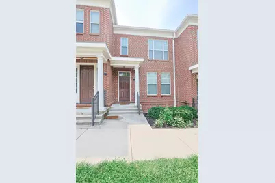 211 E Rochelle Street, Cincinnati, OH 45219 - Photo 1