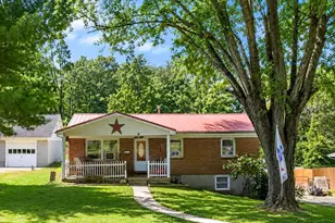 111 Greystone Dr, Hillsboro, OH 45133 - Photo 1