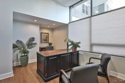 2444 Madison Road #102, Cincinnati, OH 45208 - Photo 14
