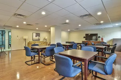 2444 Madison Road #102, Cincinnati, OH 45208 - Photo 26