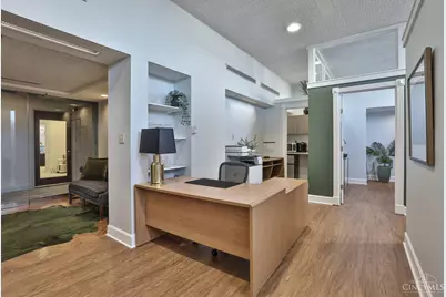 2444 Madison Road #102, Cincinnati, OH 45208 - Photo 8