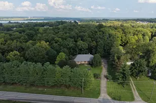 1520 Butler Warren Rd, Turtle Creek Township, OH 45036 - Photo 4