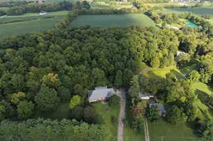1520 Butler Warren Rd, Turtle Creek Township, OH 45036 - Photo 2