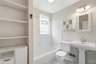 3926 Oak Park Pl, Cincinnati, OH 45209 - Photo 14