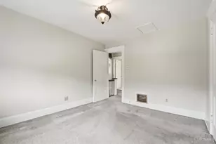 3926 Oak Park Pl, Cincinnati, OH 45209 - Photo 12