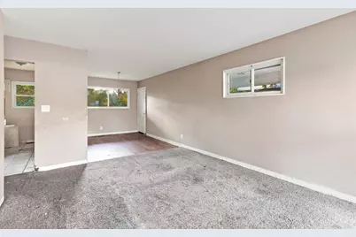 8769 Balboa Drive, Springfield Township, OH 45231 - Photo 4