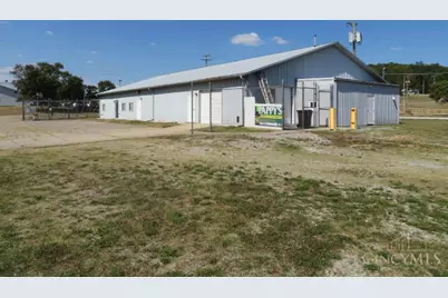 100 Homestead Avenue, Hillsboro, OH 45133 - Photo 10